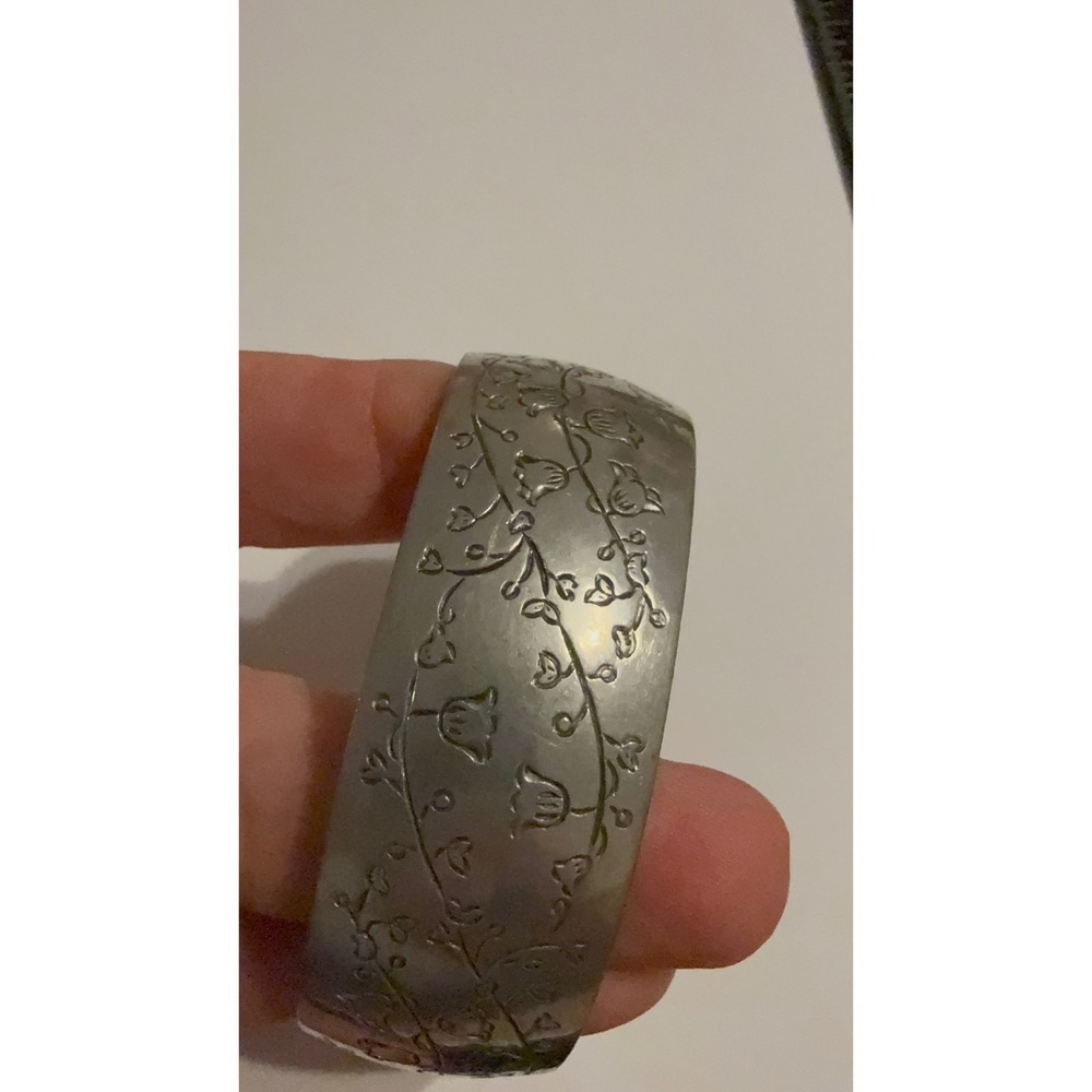 Kirk Pewter Lily of the Valley Floral Cuff Bracelet 900-5 Silver Tone Bangle